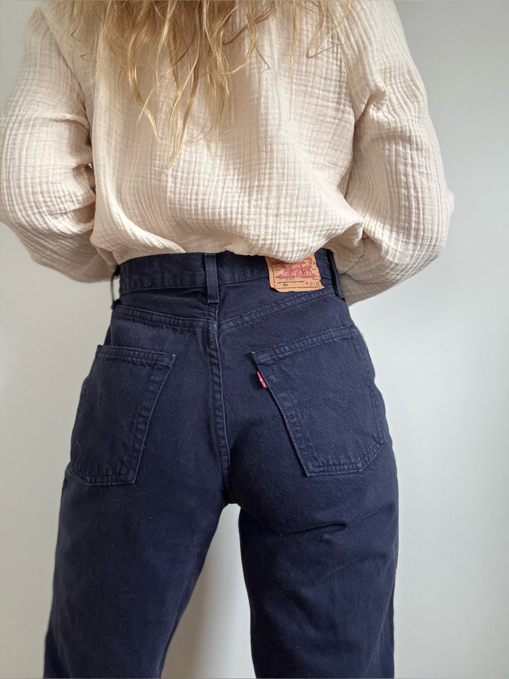 Vintage Levi’s 901 jeans high rise taper leg wash ‘em hot made in France